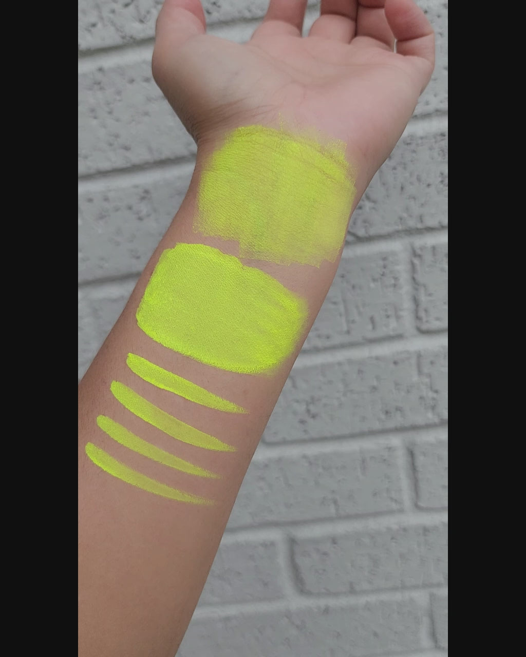 GTX Neon Moon Neon